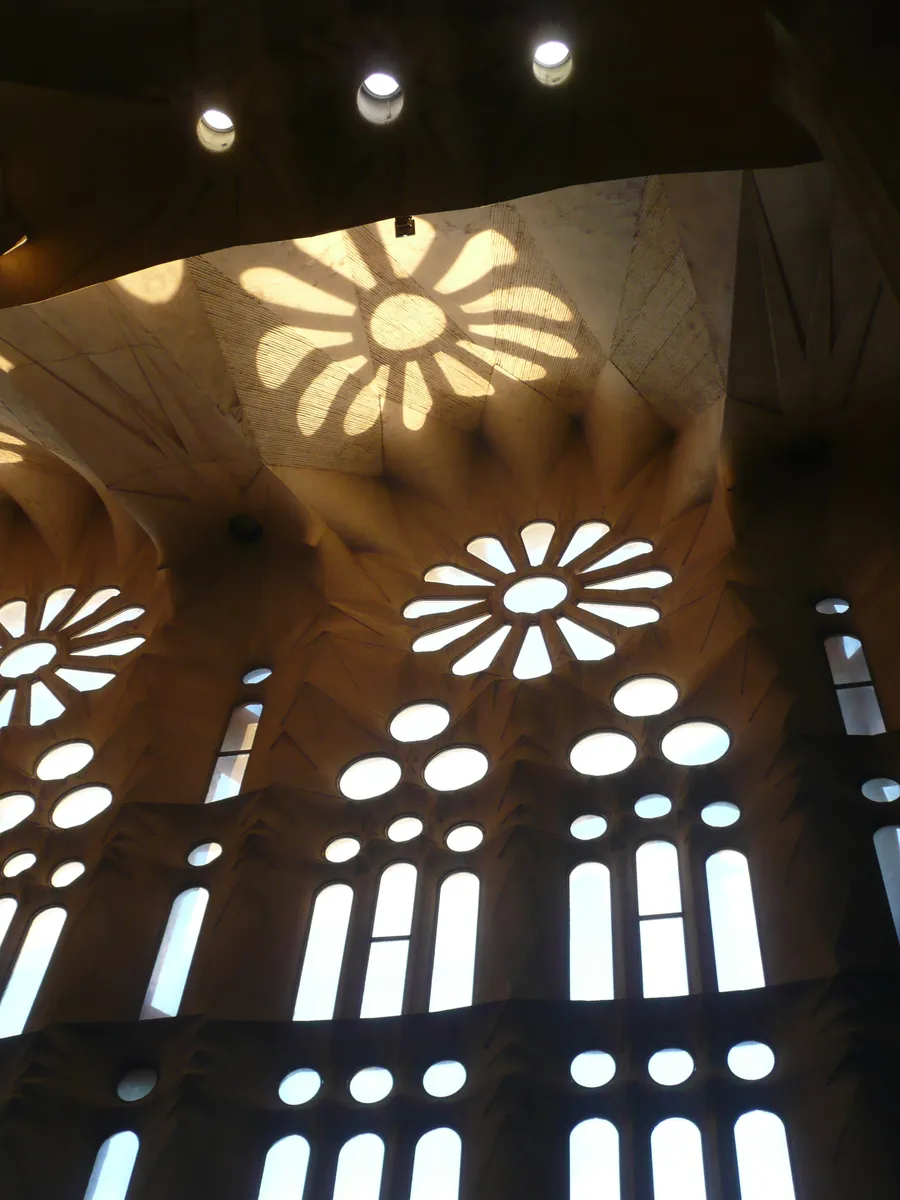 Barcelona 2 — Urban landscapes, photograph by Esther Piaskowski